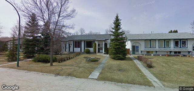 Larawan ng 114 Harwood Crescent sa Winnipeg, Manitoba