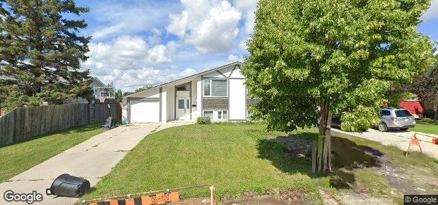 Photo of 15 Collingham Bay in Winnipeg, Manitoba