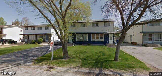 Larawan ng 15 Dellwood Crescent sa Winnipeg, Manitoba