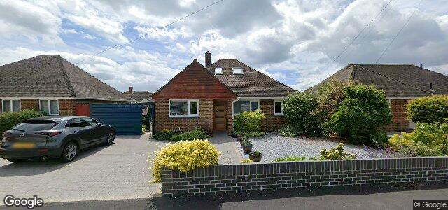 Larawan ng 15 Honeybourne Crescent sa Winnipeg, Manitoba