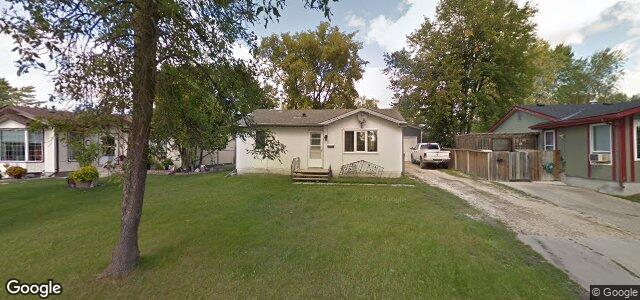 Larawan ng 154 Hammond Road sa Winnipeg, Manitoba