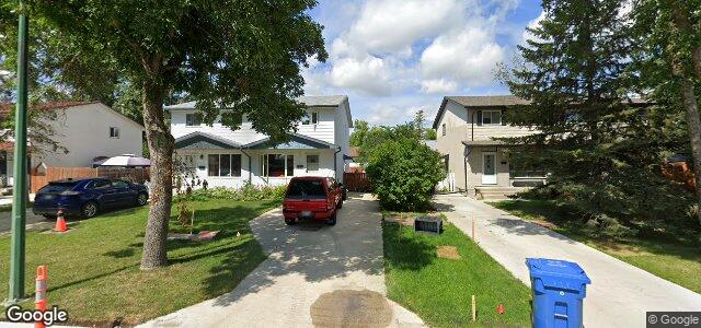 Larawan ng 17 Harwood Crescent sa Winnipeg, Manitoba