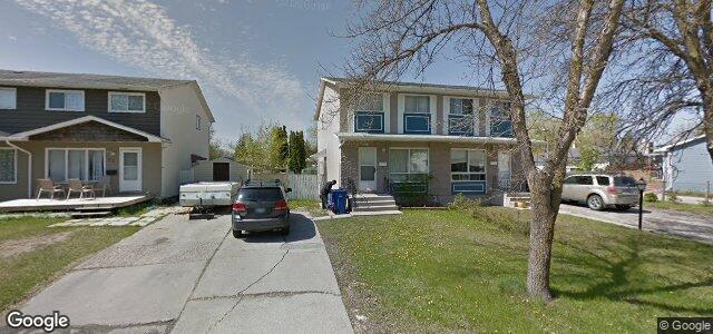 Larawan ng 18 Dellwood Crescent sa Winnipeg, Manitoba