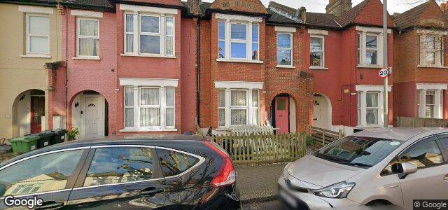 Larawan ng 18 Kettering Street sa Winnipeg, Manitoba