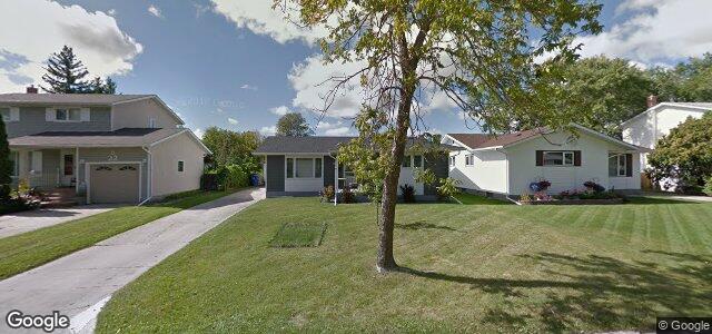 Larawan ng 18 Sandham Crescent sa Winnipeg, Manitoba
