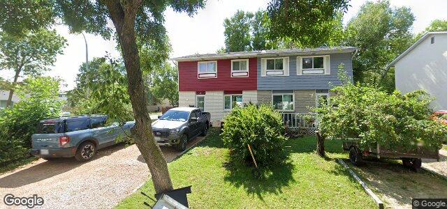 Larawan ng 2 Lavenham Crescent sa Winnipeg, Manitoba