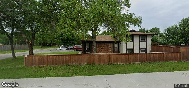 Larawan ng 2 Shepton Bay sa Winnipeg, Manitoba