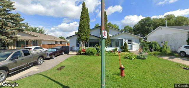Larawan ng 21 Evenwood Crescent sa Winnipeg, Manitoba