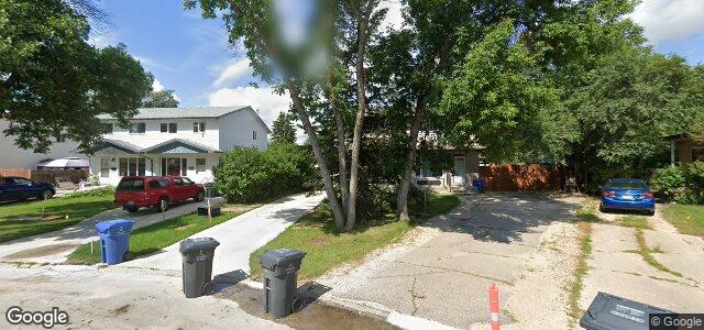 Larawan ng 21 Harwood Crescent sa Winnipeg, Manitoba
