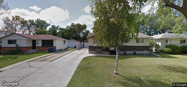 Larawan ng 213 Hammond Road sa Winnipeg, Manitoba