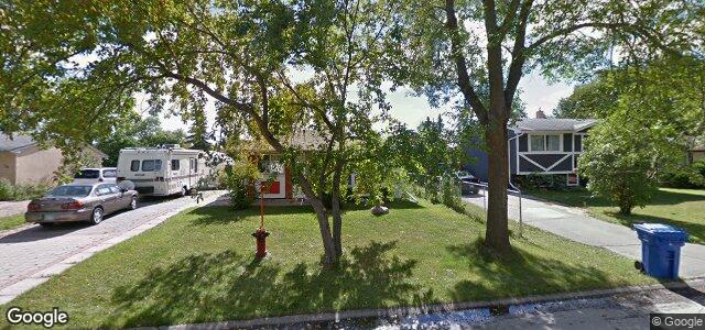 Larawan ng 22 Eager Crescent sa Winnipeg, Manitoba