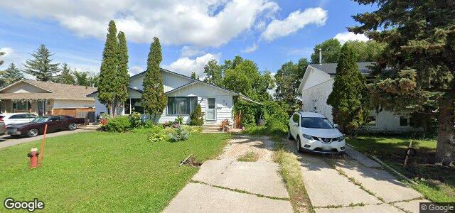 Larawan ng 23 Evenwood Crescent sa Winnipeg, Manitoba