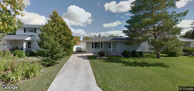 Larawan ng 23 Sandham Crescent sa Winnipeg, Manitoba