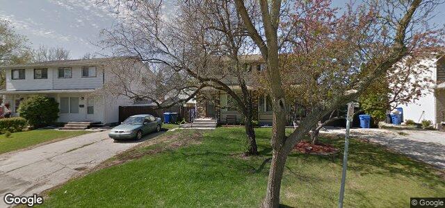 Larawan ng 30 Dellwood Crescent sa Winnipeg, Manitoba