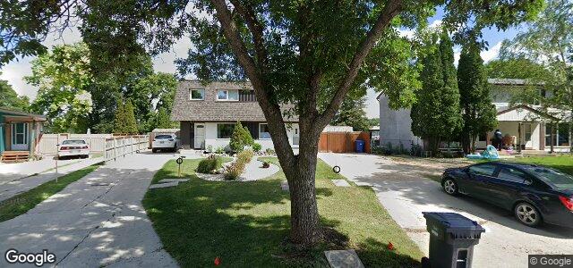 Larawan ng 35 Harwood Crescent sa Winnipeg, Manitoba