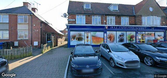 Larawan ng 35 Peel Crescent sa Winnipeg, Manitoba