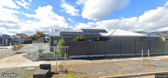 Larawan ng 42 Hammond Road sa Winnipeg, Manitoba