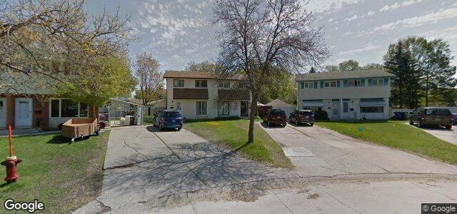 Larawan ng 45 Dellwood Crescent sa Winnipeg, Manitoba