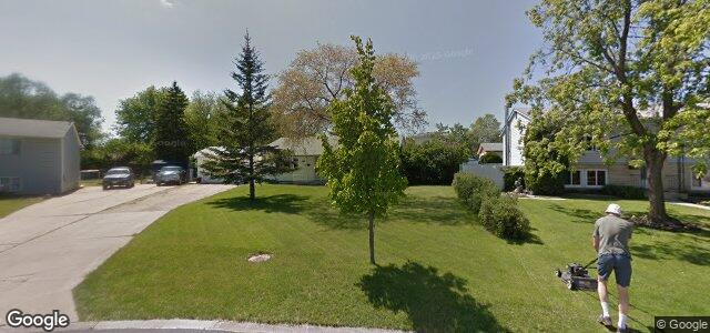 Larawan ng 50 Fitzgerald Crescent sa Winnipeg, Manitoba