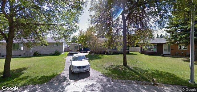 Larawan ng 58 Sandham Crescent sa Winnipeg, Manitoba