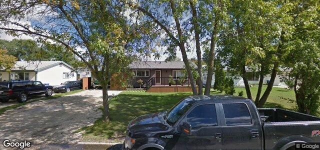 Larawan ng 60 Eager Crescent sa Winnipeg, Manitoba