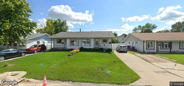 Larawan ng 61 Foxberry Bay sa Winnipeg, Manitoba