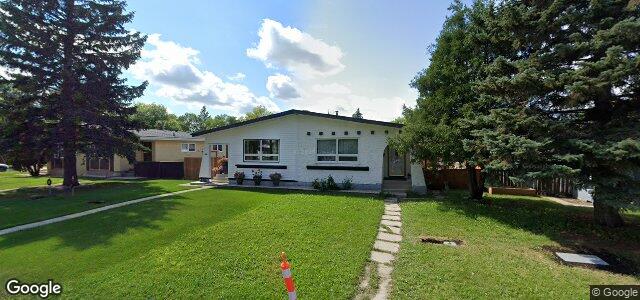 Larawan ng 62 Harwood Crescent sa Winnipeg, Manitoba