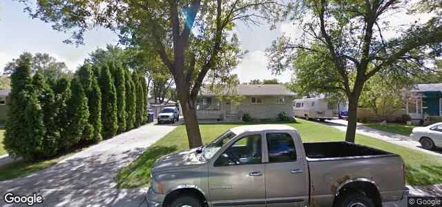 Larawan ng 62 Sandham Crescent sa Winnipeg, Manitoba
