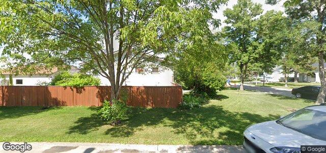 Larawan ng 64 Evenwood Crescent sa Winnipeg, Manitoba