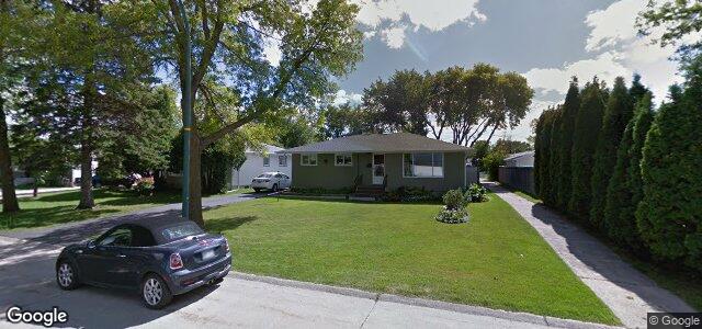 Larawan ng 66 Sandham Crescent sa Winnipeg, Manitoba