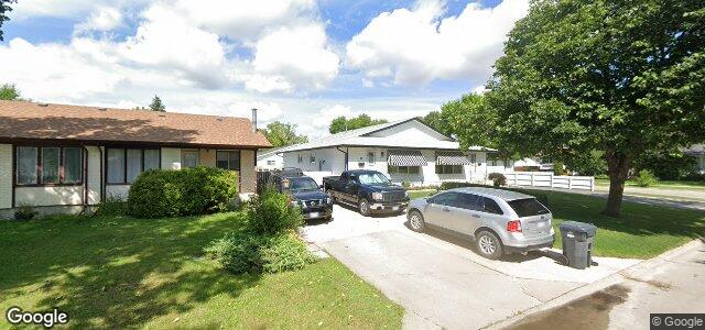 Larawan ng 68 Foxberry Bay sa Winnipeg, Manitoba