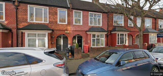 Larawan ng 7 Kettering Street sa Winnipeg, Manitoba