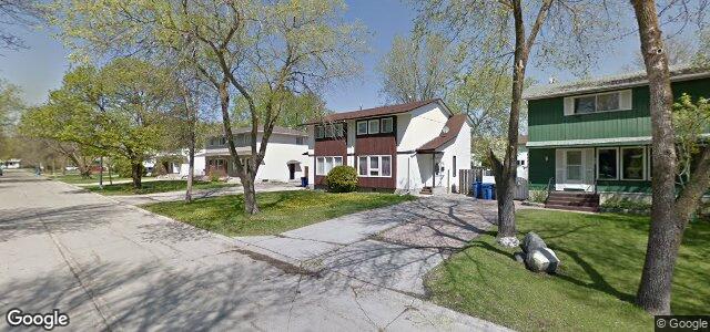 Larawan ng 72 Brownell Bay sa Winnipeg, Manitoba