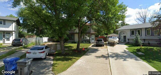 Larawan ng 77 Evenwood Crescent sa Winnipeg, Manitoba