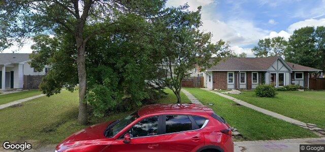 Larawan ng 82 Harwood Crescent sa Winnipeg, Manitoba