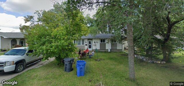 Larawan ng 83 Harwood Crescent sa Winnipeg, Manitoba