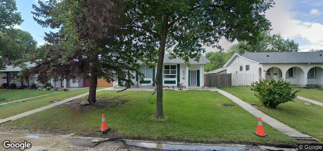 Larawan ng 86 Harwood Crescent sa Winnipeg, Manitoba