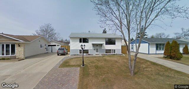 Larawan ng 90 Lismer Crescent sa Winnipeg, Manitoba