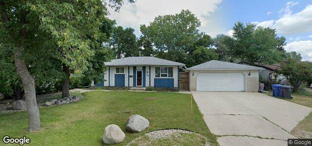 Larawan ng 93 Harwood Crescent sa Winnipeg, Manitoba