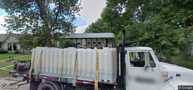 Larawan ng 94 Harwood Crescent sa Winnipeg, Manitoba