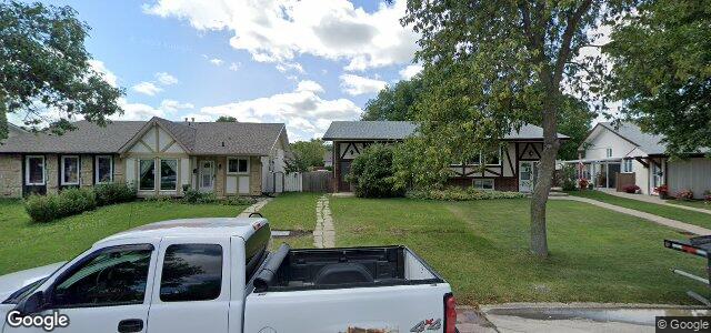 Larawan ng 96 Harwood Crescent sa Winnipeg, Manitoba