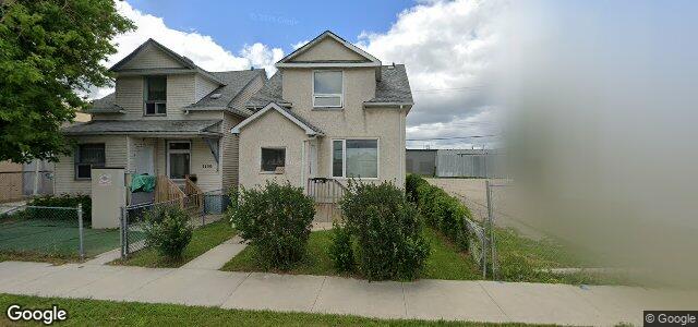 Larawan ng 1102 Alexander Avenue sa Winnipeg, Manitoba