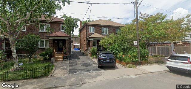 Larawan ng 1104 Logan Avenue sa Winnipeg, Manitoba