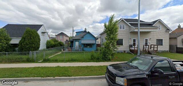 Larawan ng 1129 Alexander Avenue sa Winnipeg, Manitoba