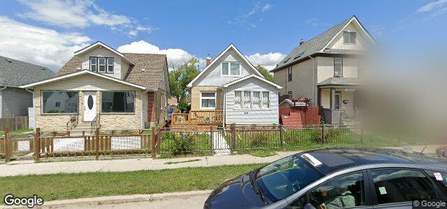 Larawan ng 1311 Alexander Avenue sa Winnipeg, Manitoba