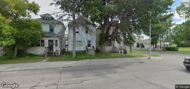Larawan ng 1315 Logan Avenue sa Winnipeg, Manitoba