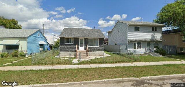 Larawan ng 1347 Winnipeg Avenue W sa Winnipeg, Manitoba