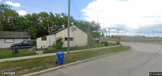 Larawan ng 1363 Logan Avenue sa Winnipeg, Manitoba