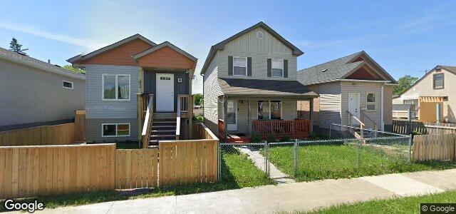 Photo of 1392 Ross Avenue W in Winnipeg, Manitoba