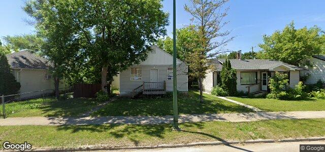 Larawan ng 1444 Roy Avenue sa Winnipeg, Manitoba